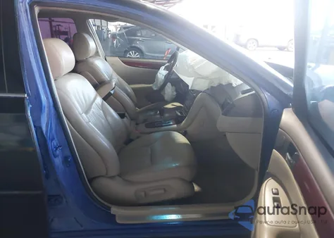 2003 Lexus Es 300 from USA, damaged, VIN JTHBF30G430119470